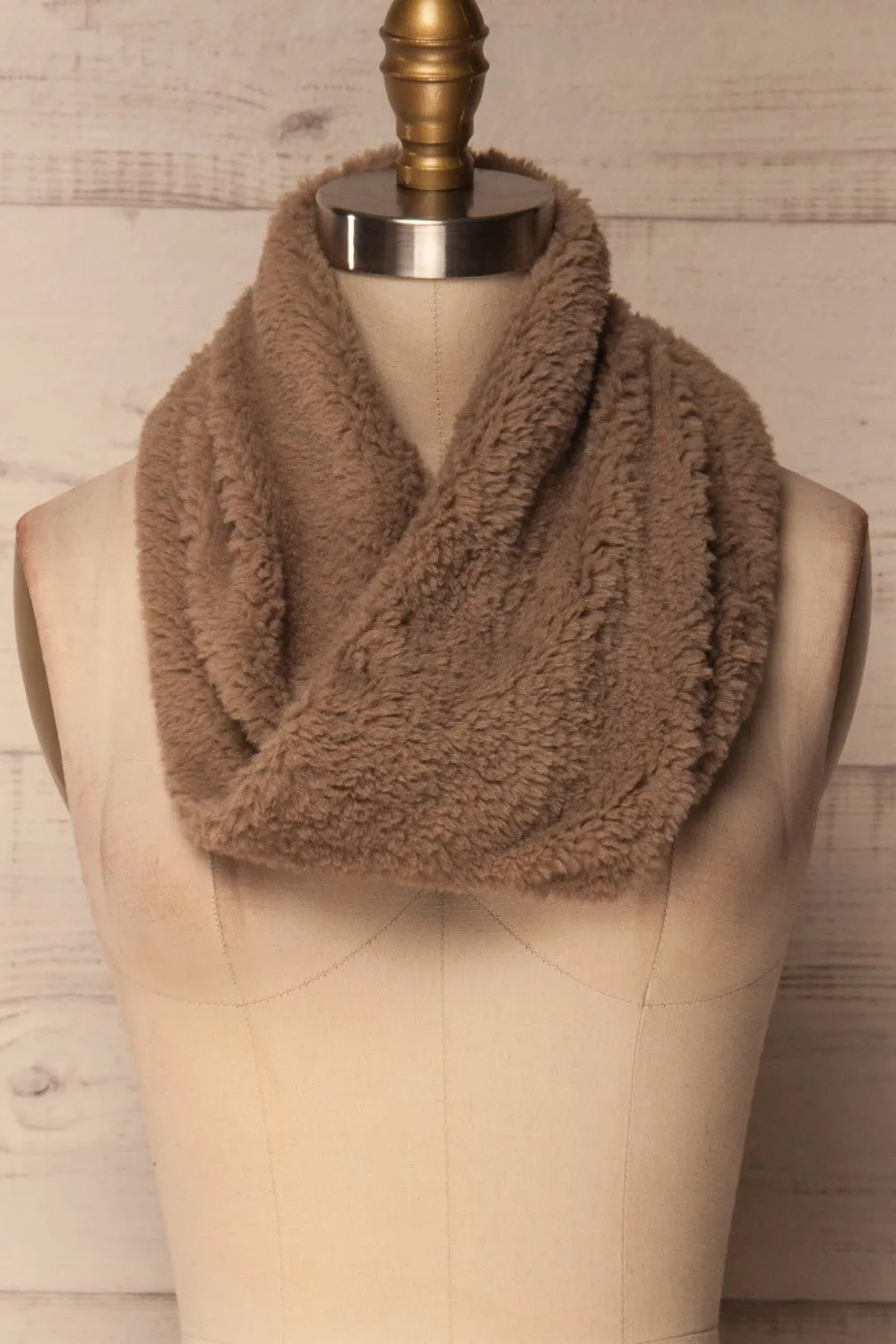 Cadivus Taupe | Faux Fur Infinity Scarf