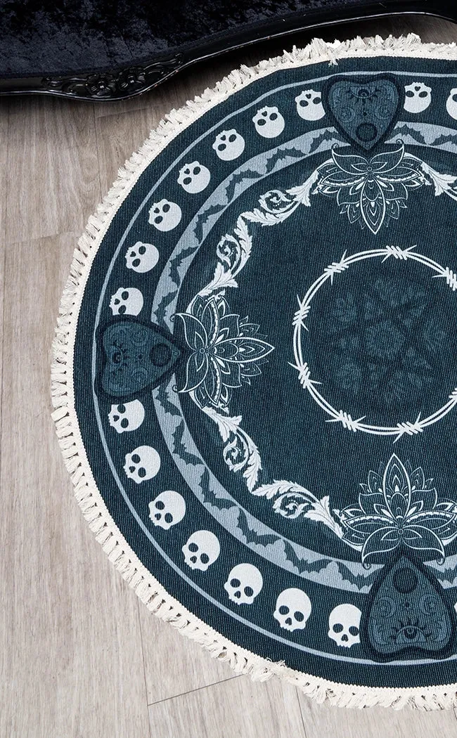 Gothic Persian Style Rug | Monochrome