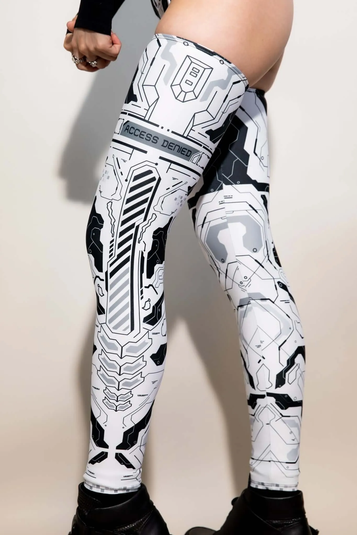 Mechanoid Leg Sleeves - White