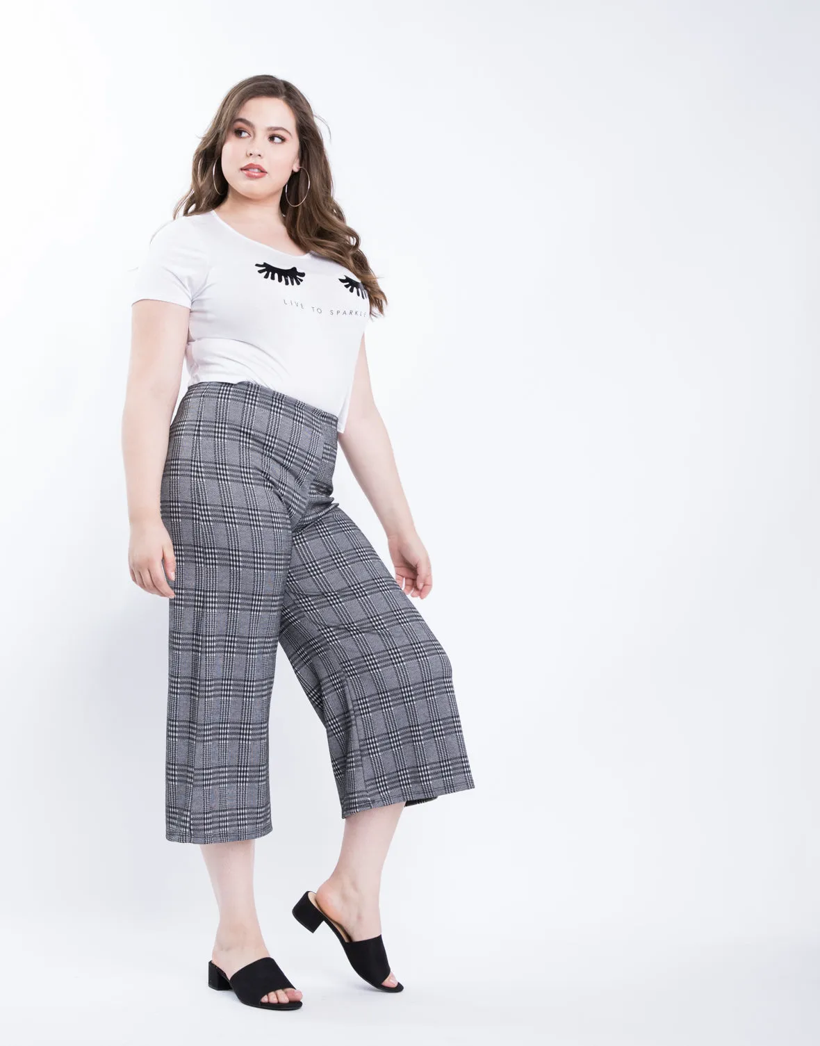 Plus Size Plaid Cropped Pants