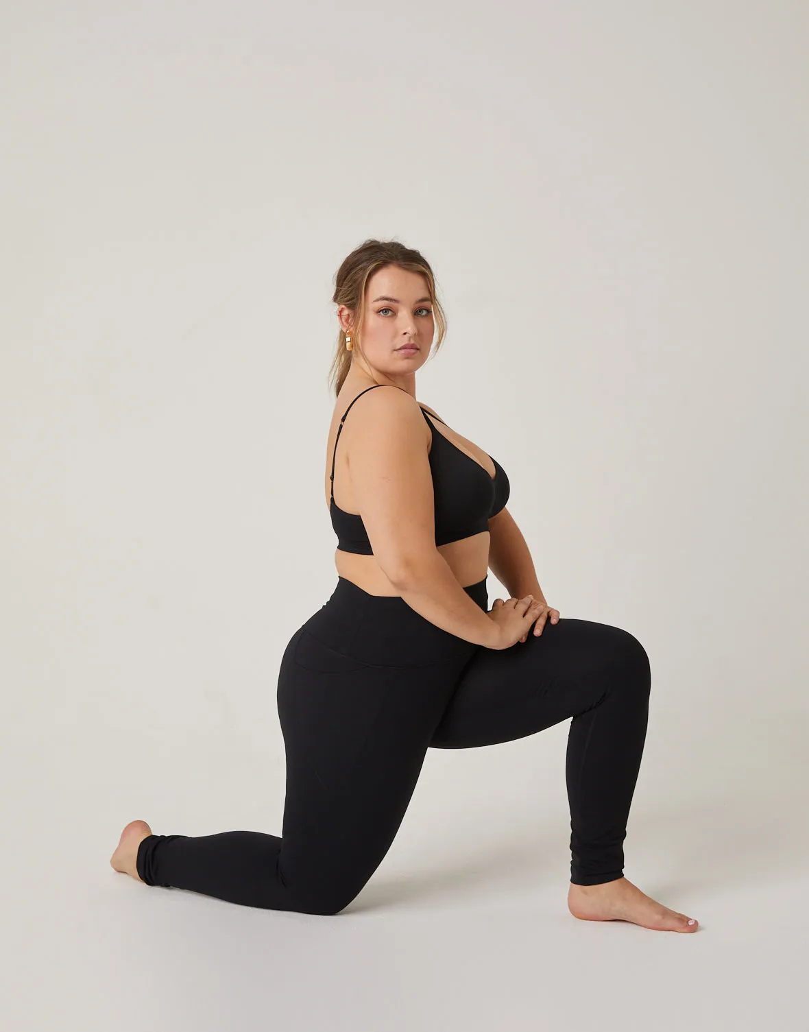 Plus Size Pocket Leggings