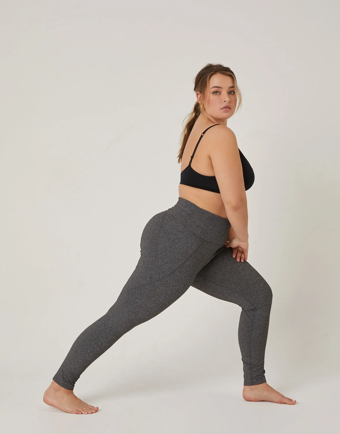 Plus Size Pocket Leggings