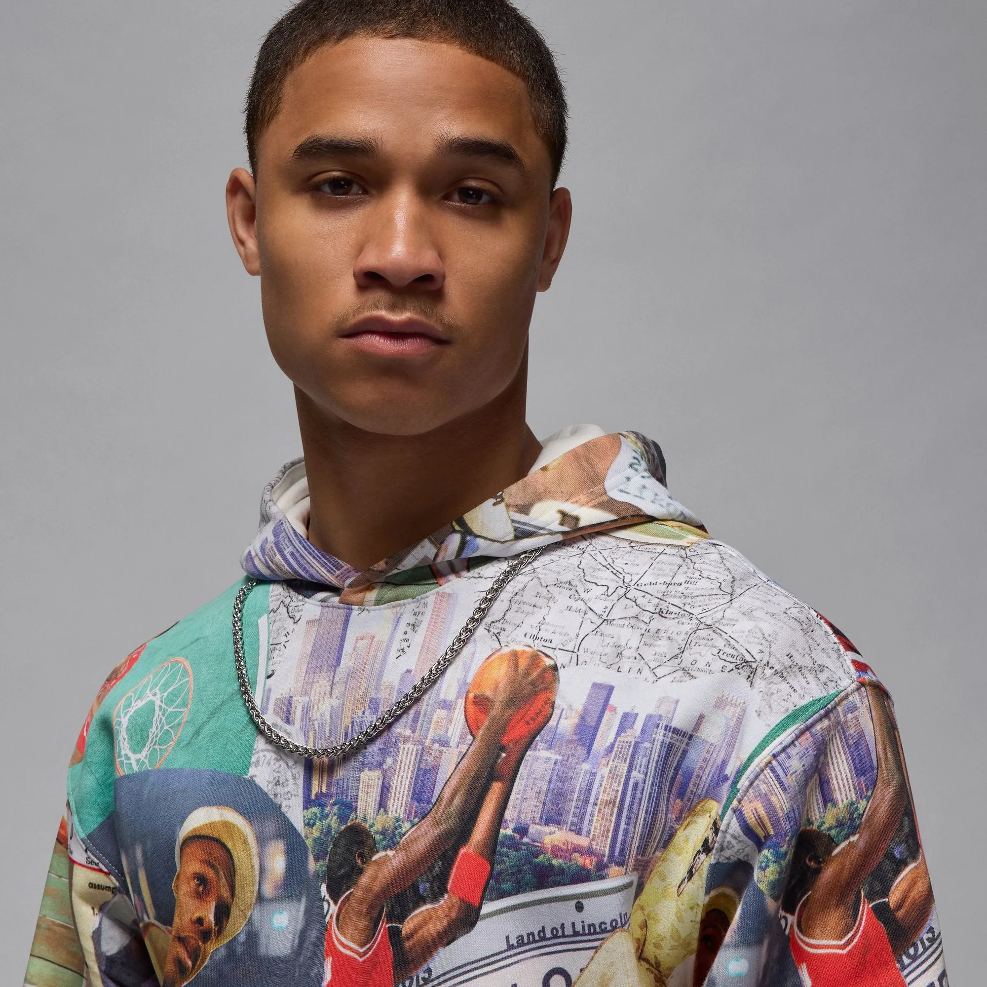 PRINTED PULLOVER HOODIE "MULTI"