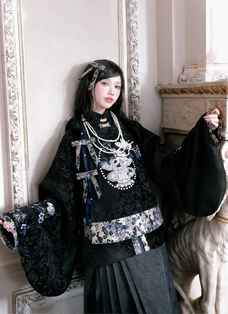 Qinghua Dianmo 青花点墨 Porcelain Ink Modern Ming Bijia Vest & Mamian Skirt Set