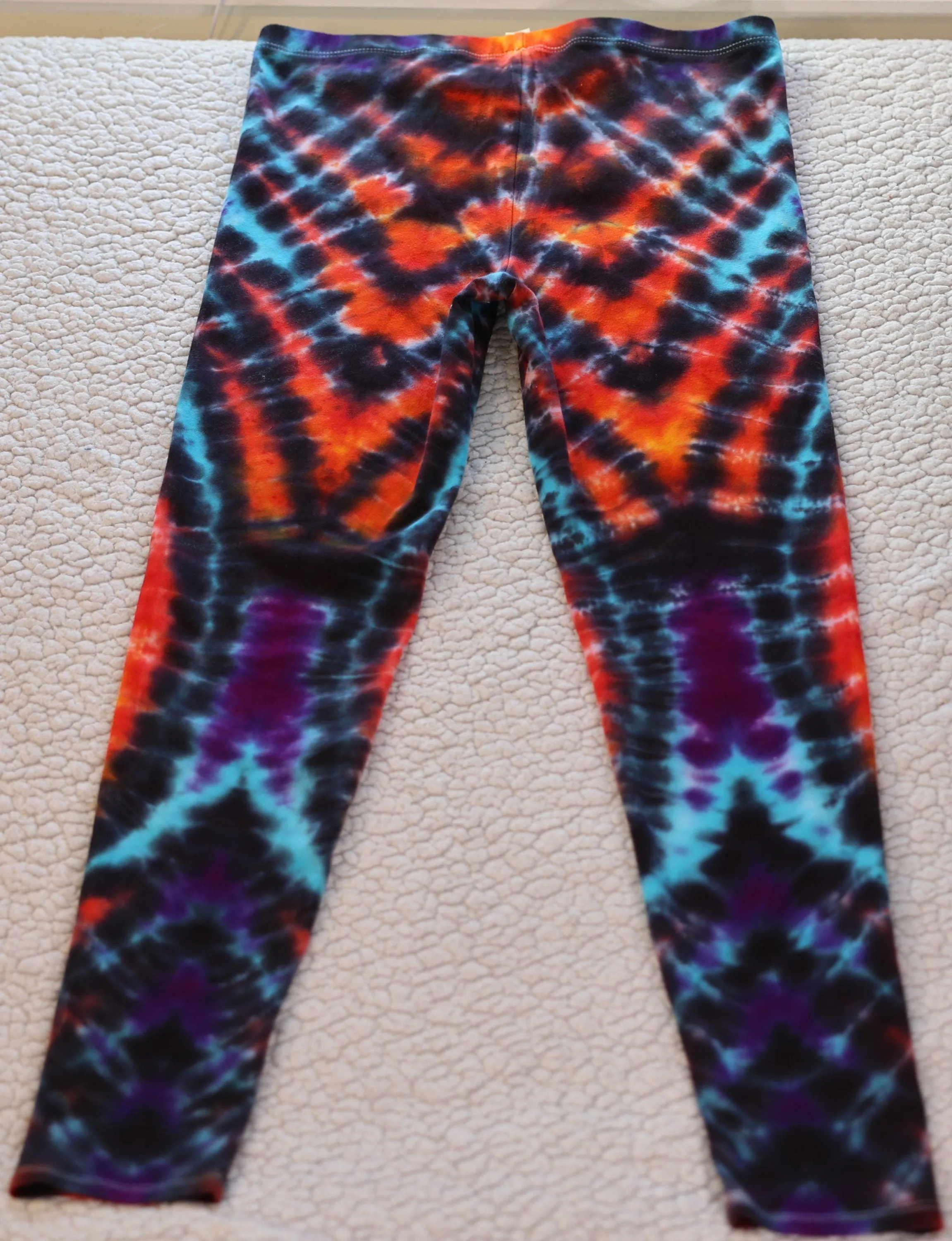 XL Wig Wag Type Tie Dye Leggings